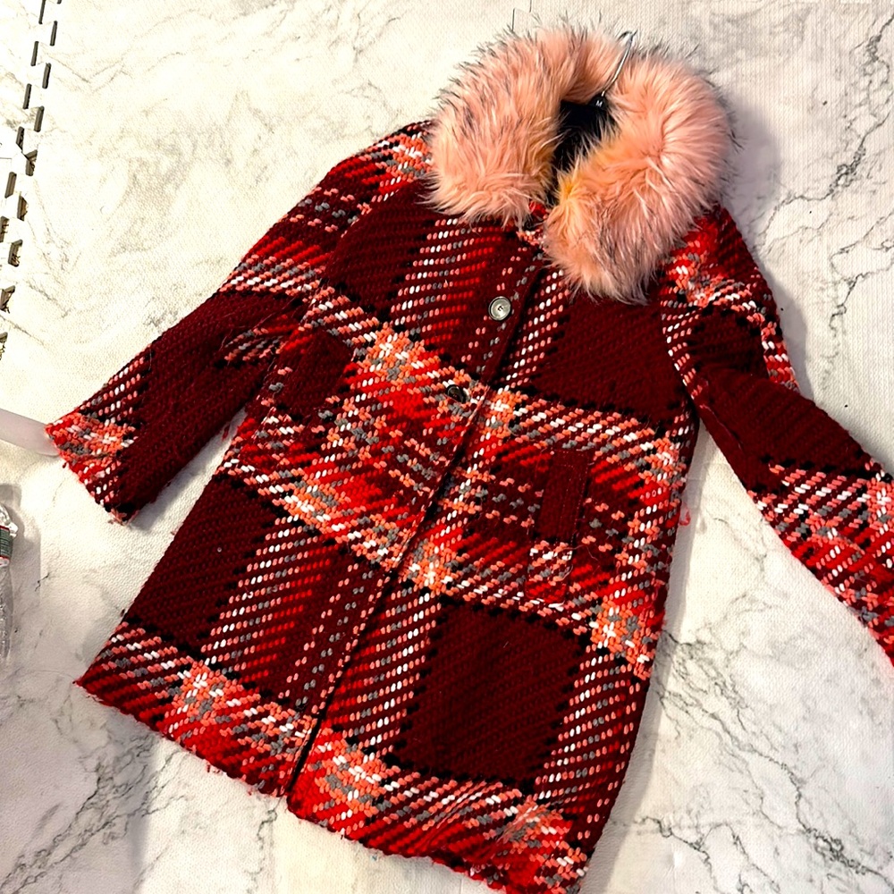 Coat vintage, very stylish, much with everything perfect for daytime